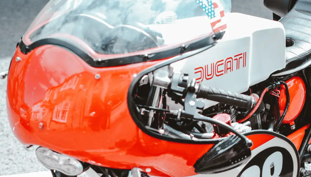 Ducati Desmodromic Valve Timing Demystified!