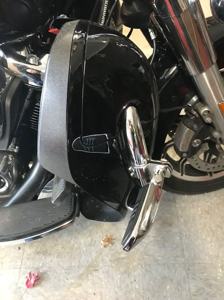 Here's an example of an aftermarket fairing that can lead to overheating on Harley Davidson motorcycles.