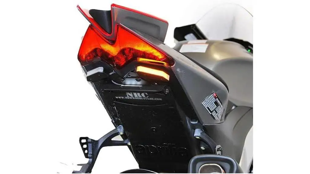 aprilia rsv4 fender eliminator